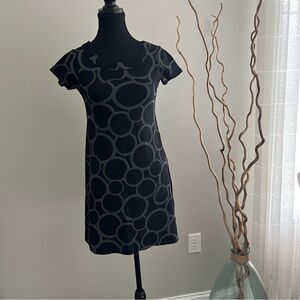 Elegant Black Circle Pattern Dress
